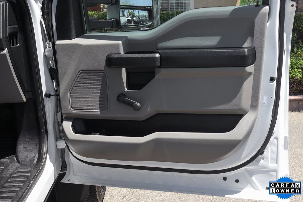 Used 2017 Ford F550 2WD Crew Cab Super Duty image 34