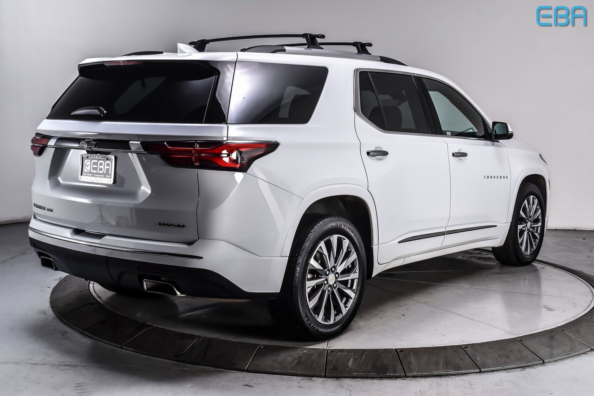 Used 2023 Chevrolet Traverse Premier image 6