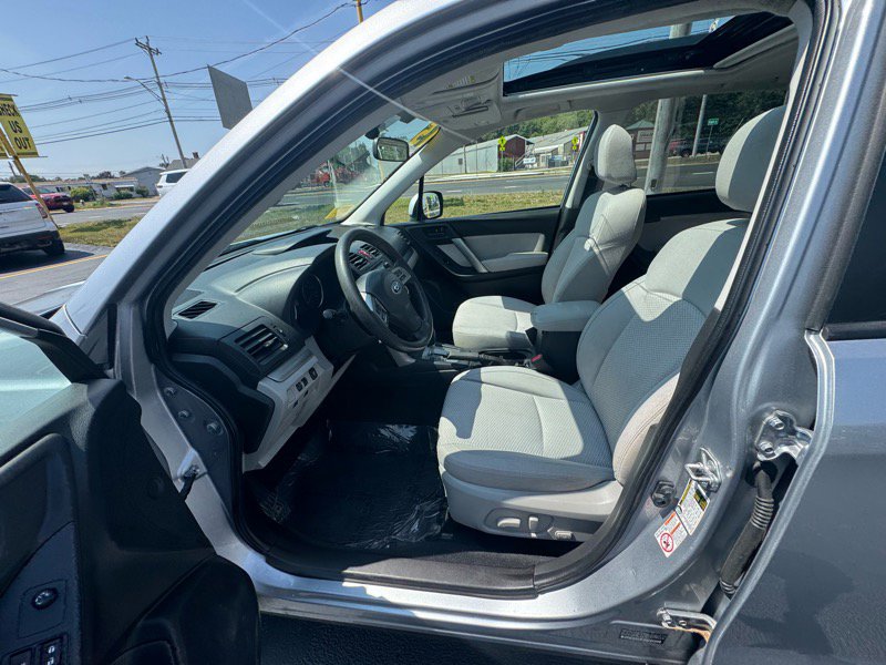 Used 2015 Subaru Forester 2.5i Premium w/ All-Weather Package image 9