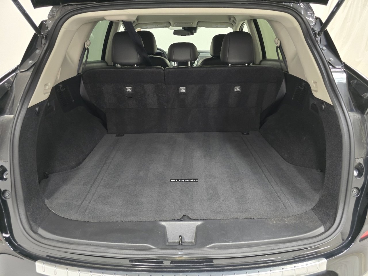 Used 2024 Nissan Murano SV image 17