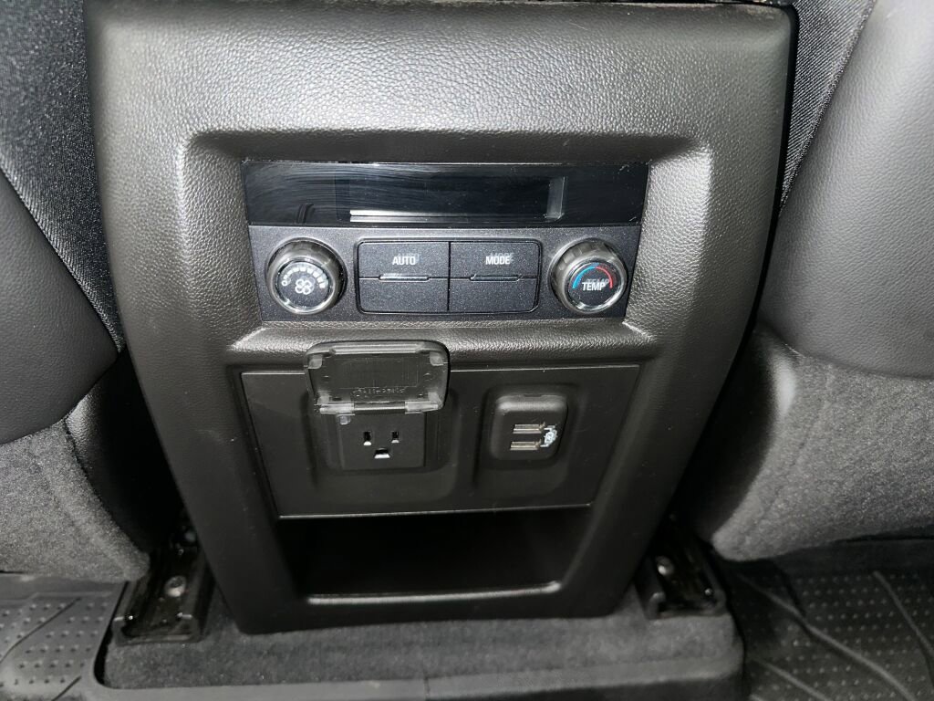 Certified 2021 Chevrolet Traverse LT w/ LT Premium Package image 23