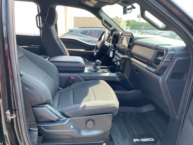 Used 2024 Ford F150 XLT w/ XLT Black Appearance Package image 37
