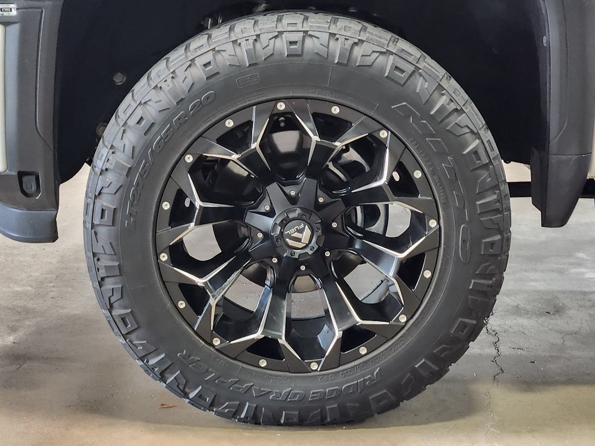 Used 2024 GMC Sierra 2500 Denali w/ Denali Reserve Package AWD/4WD image 29