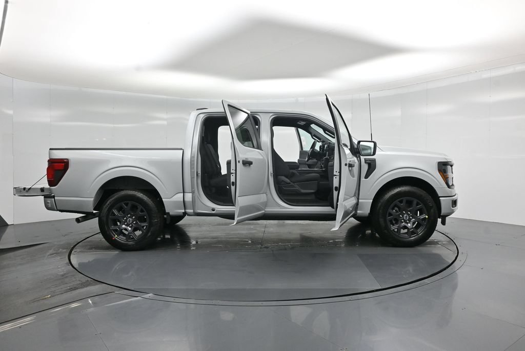 Used 2026 Ford F150 STX w/ Equipment Group 200A RWD image 4