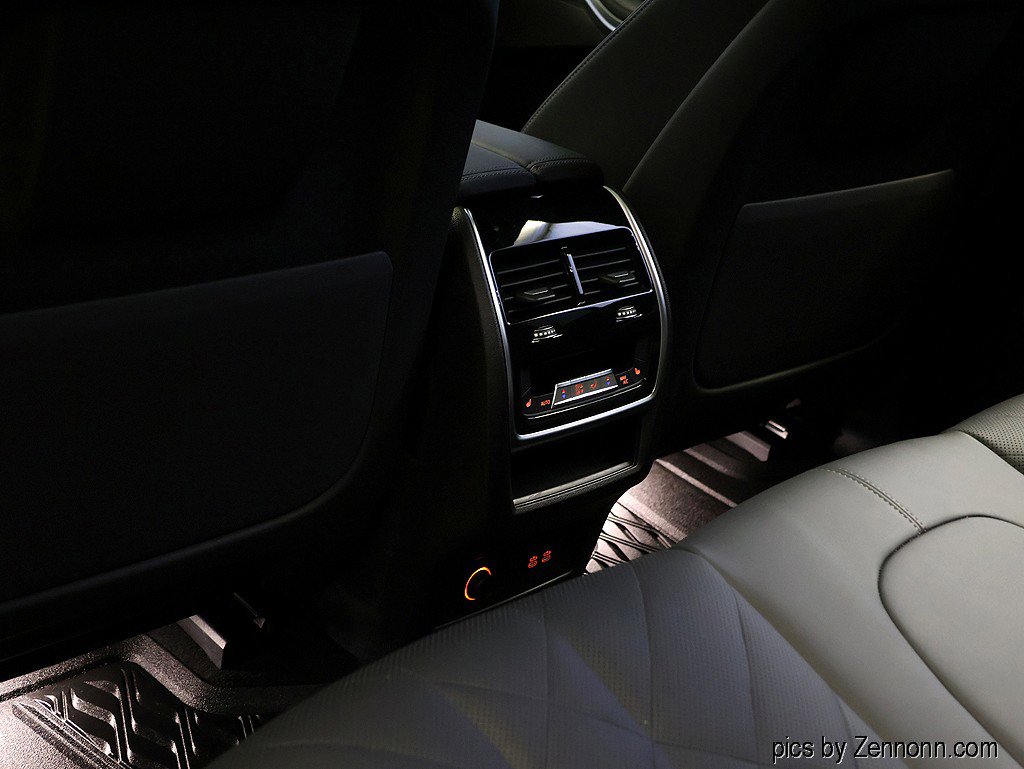 Certified 2025 BMW X5 xDrive40i w/ Premium Package image 14