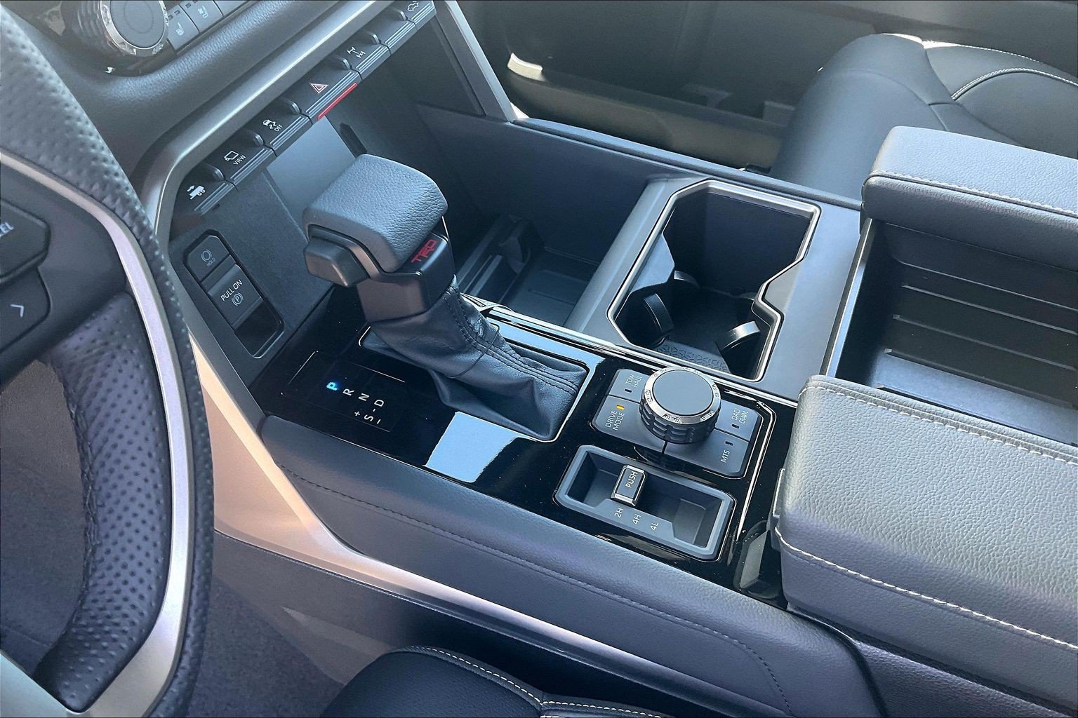 New 2026 Toyota Tundra Limited AWD/4WD image 10