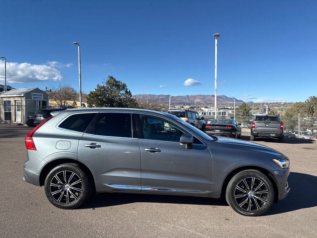 Used 2019 Volvo XC60 T5 Inscription image 8