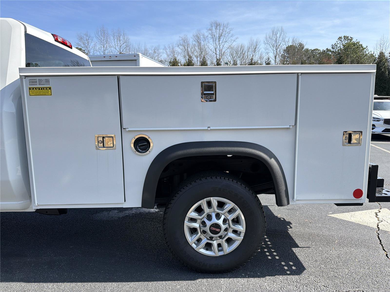 New 2025 GMC Sierra 2500 Pro w/ Convenience Package RWD image 16