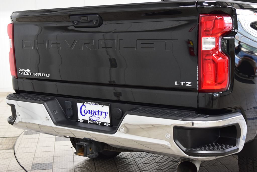 Used 2024 Chevrolet Silverado 2500 LTZ w/ LTZ Convenience Package AWD/4WD image 23