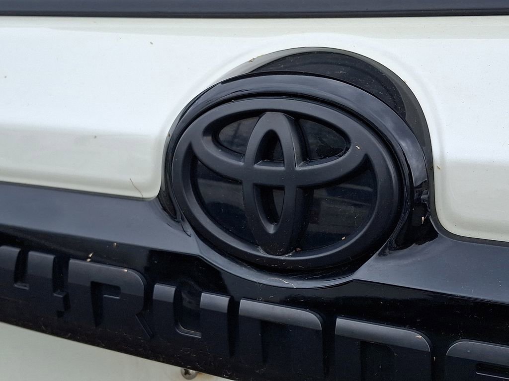 Used 2021 Toyota 4Runner Nightshade image 28