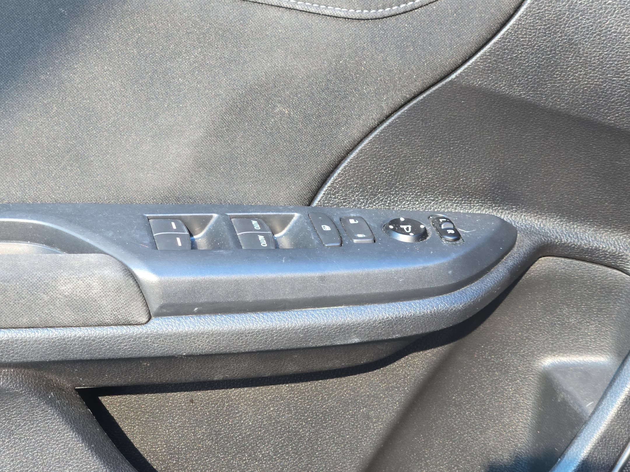 Used 2018 Honda Civic EX image 11