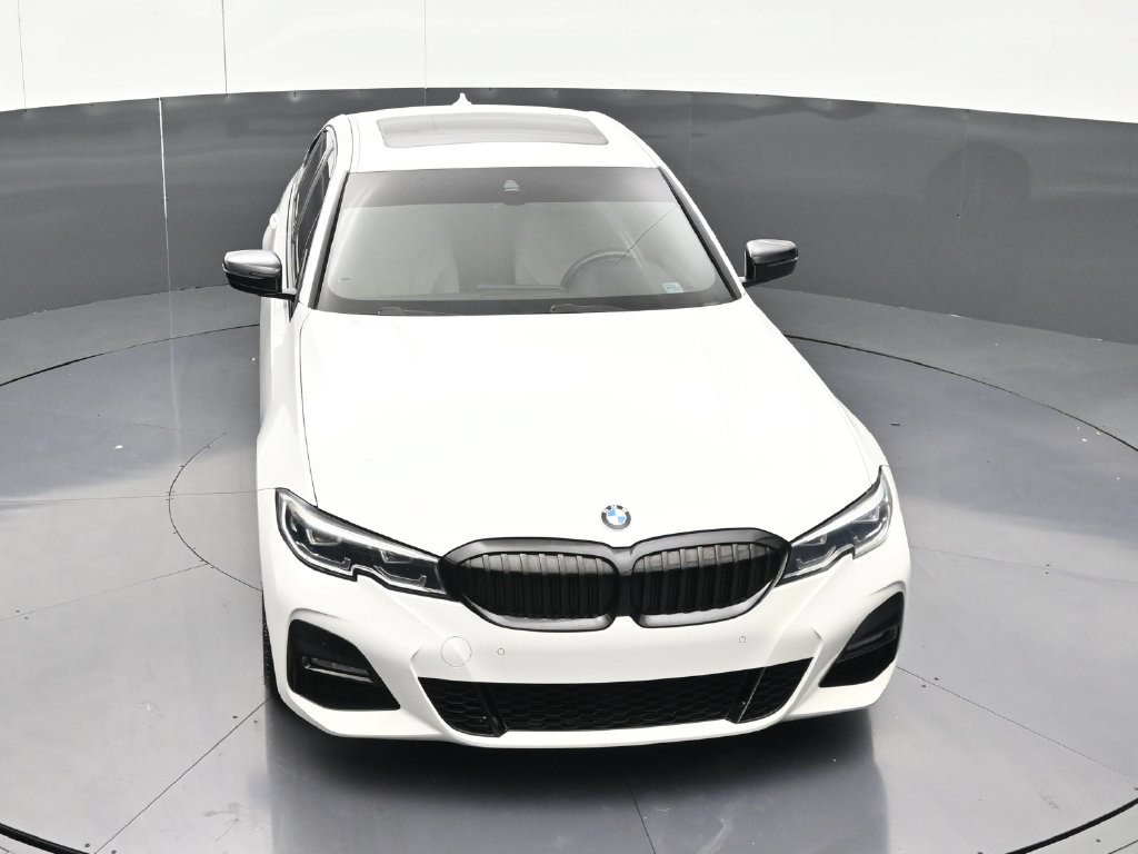 Used 2021 BMW 330i Sedan w/ M Sport Package RWD image 23