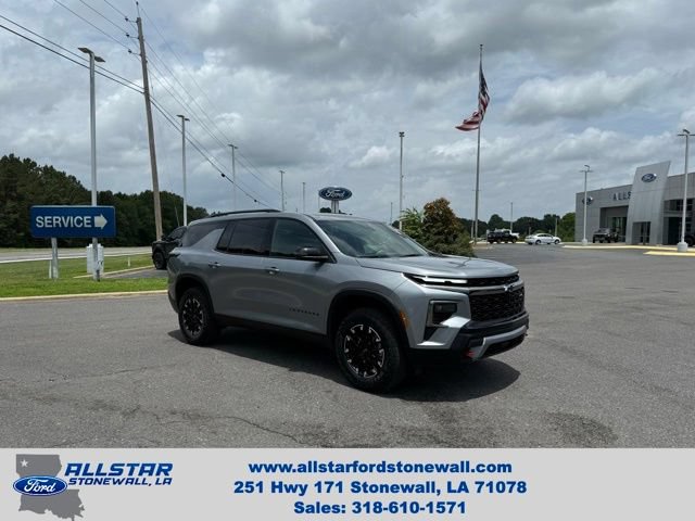 Used 2025 Chevrolet Traverse Z71 w/ LPO, Cargo Package AWD/4WD image 1