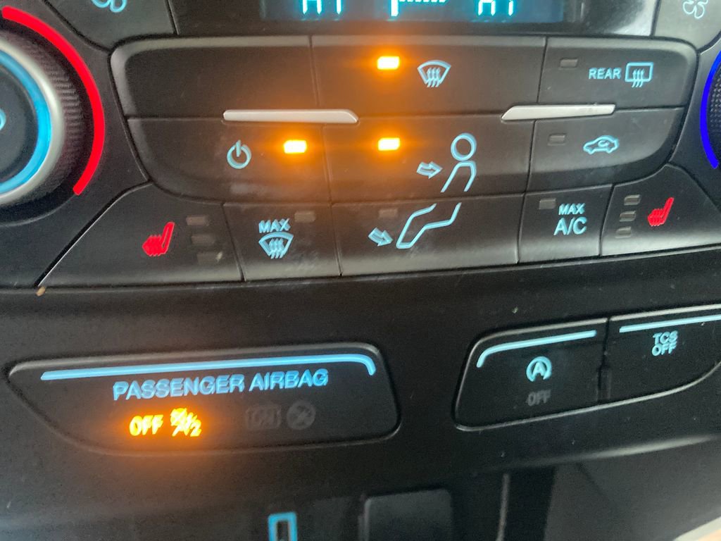 Used 2019 Ford Escape SEL image 44