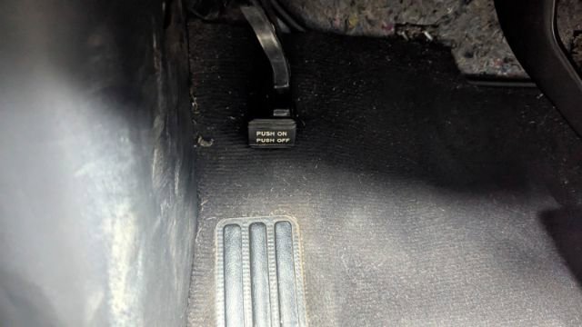 Used 2022 Nissan Titan PRO-4X w/ Pro-4x Convenience Package image 33