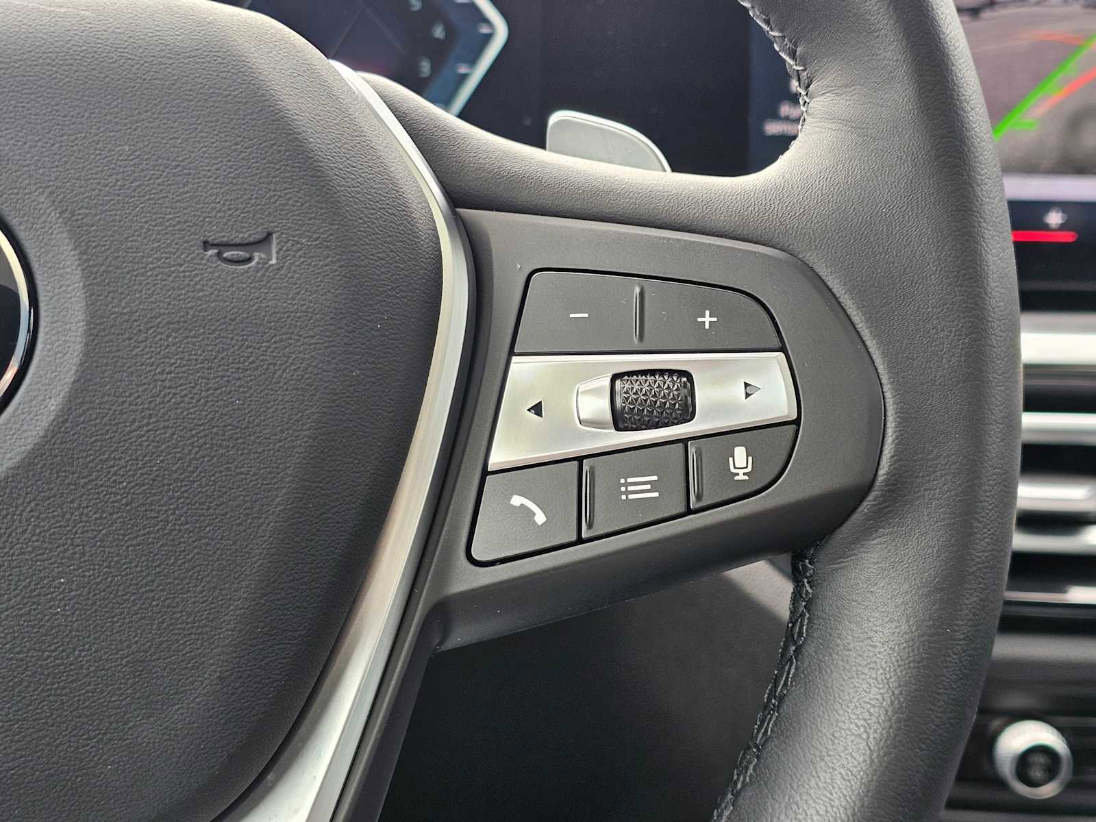 Used 2024 BMW 330i xDrive Sedan w/ Convenience Package image 31