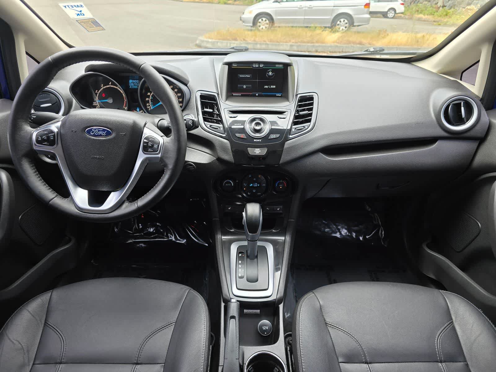 Used 2015 Ford Fiesta Titanium FWD image 8