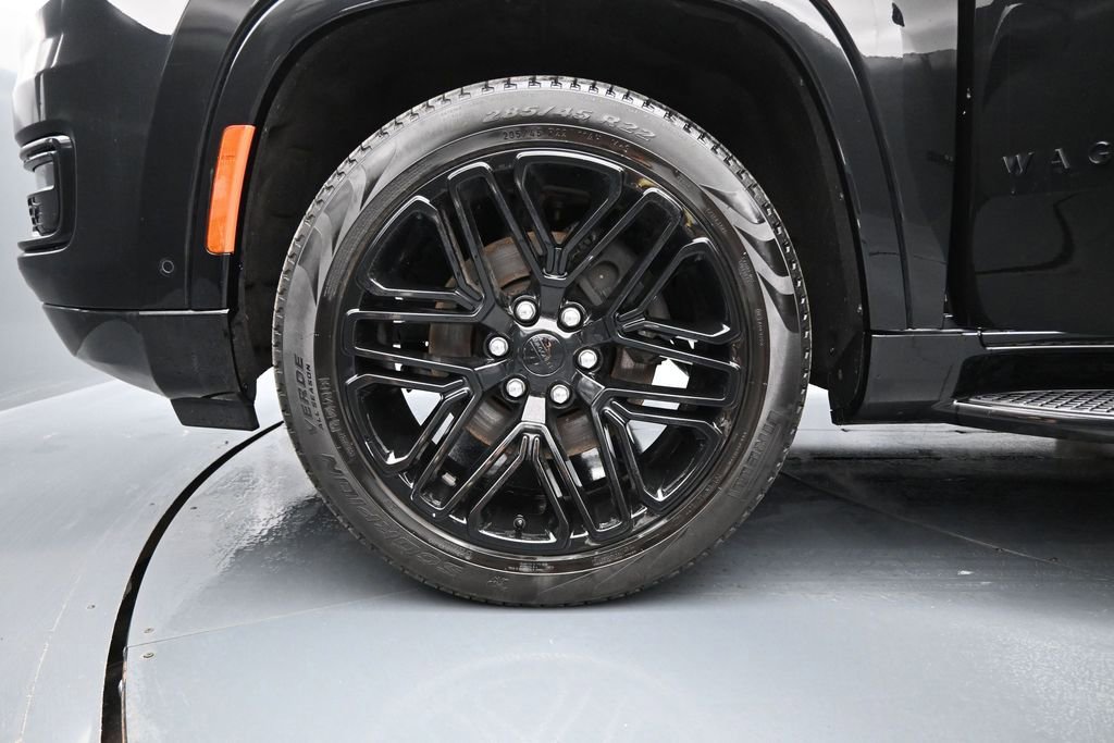 Used 2024 Jeep Wagoneer Series II AWD/4WD image 36