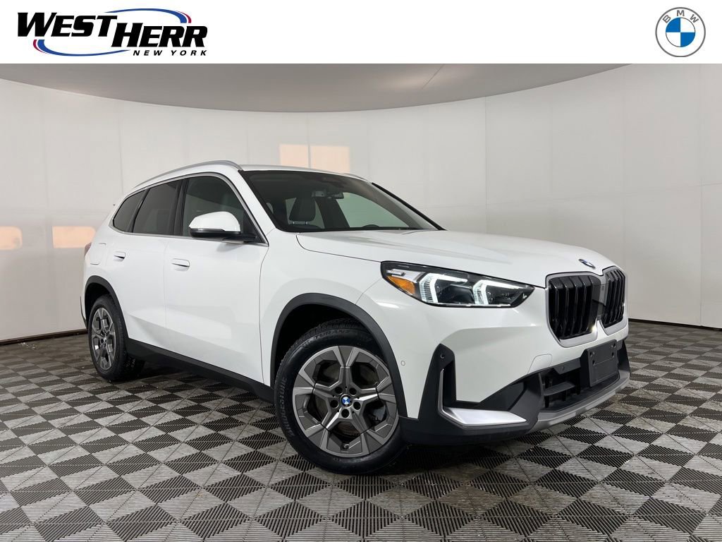 Used 2023 BMW X1 xDrive28i w/ Convenience Package image 1
