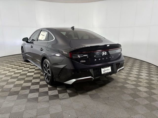 New 2025 Hyundai Sonata SEL AWD/4WD image 6
