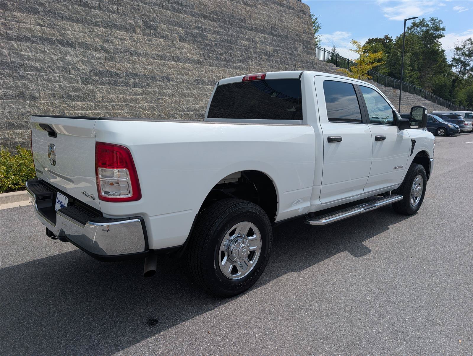 Used 2024 RAM 2500 Big Horn w/ Bed Utility Group AWD/4WD image 5