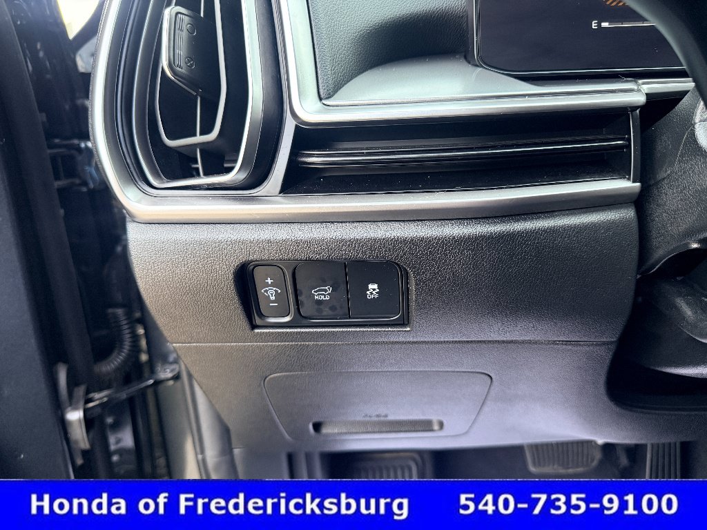 Used 2025 Kia Sorento EX w/ Panoramic Sunroof Package FWD image 44