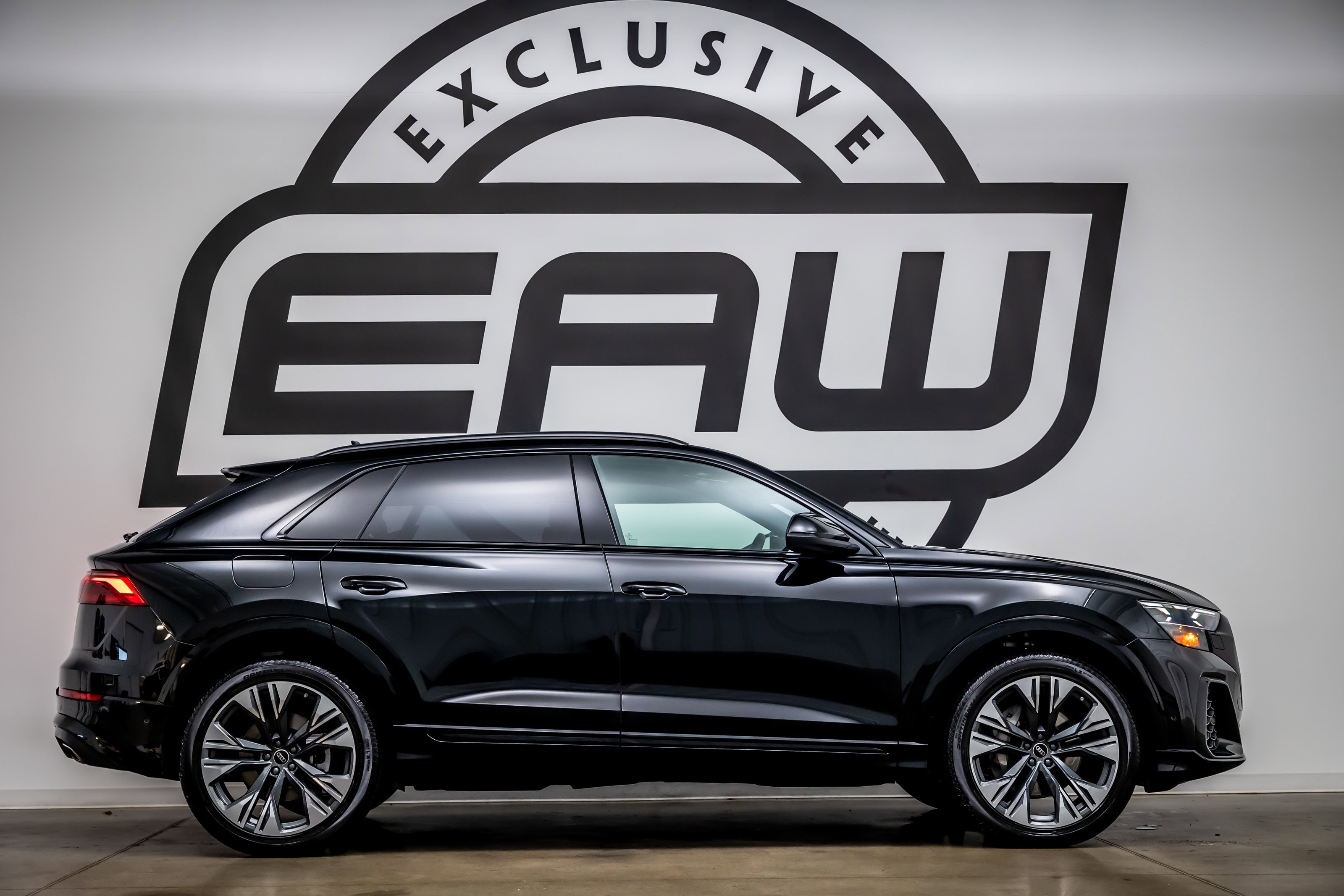 Used 2025 Audi Q8 Prestige image 8