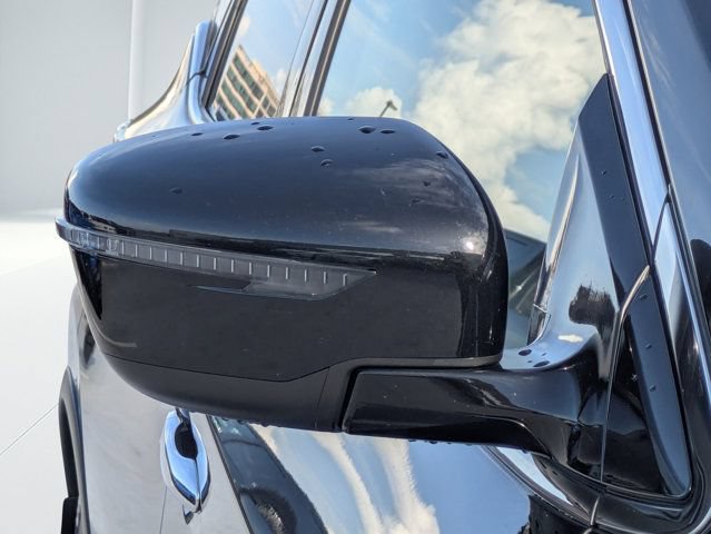 Used 2021 Nissan Murano SV AWD/4WD image 11