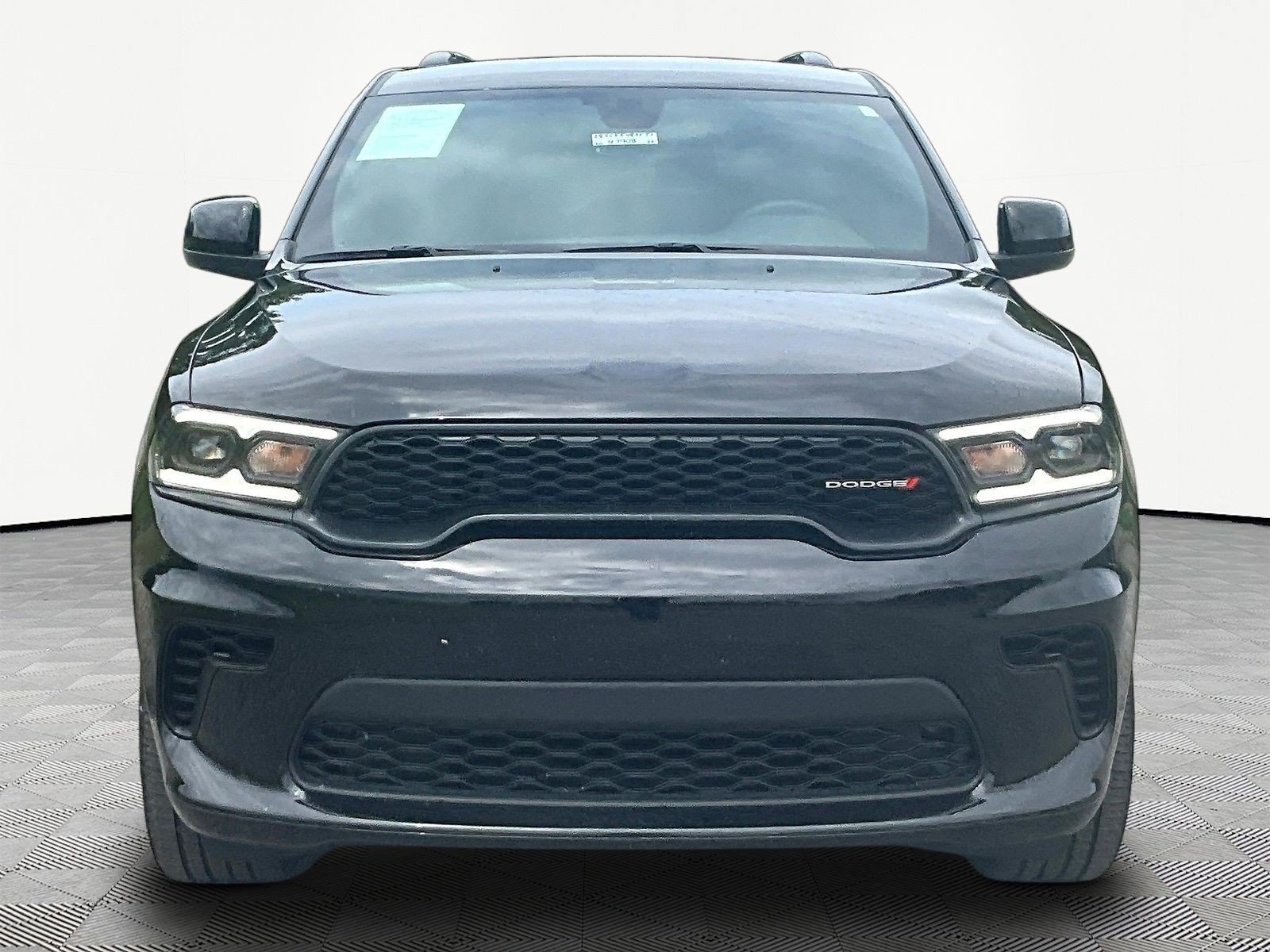 Used 2025 Dodge Durango GT w/ Blacktop Package AWD/4WD image 2