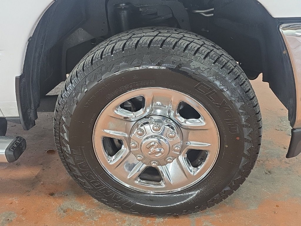Used 2020 RAM 3500 Tradesman image 12