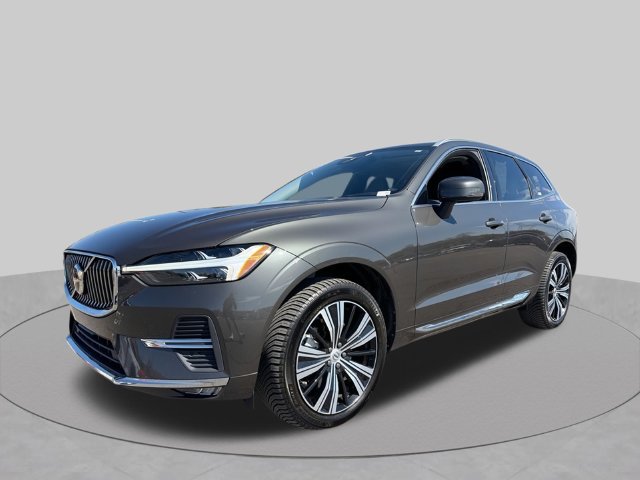 Used 2022 Volvo XC60 B6 Inscription w/ Protection Package Premier AWD/4WD image 4