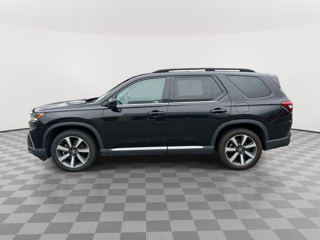 Used 2023 Honda Pilot Touring image 6
