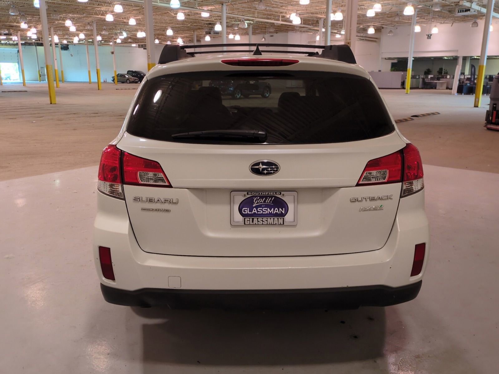 Used 2014 Subaru Outback 2.5i Premium AWD/4WD image 5