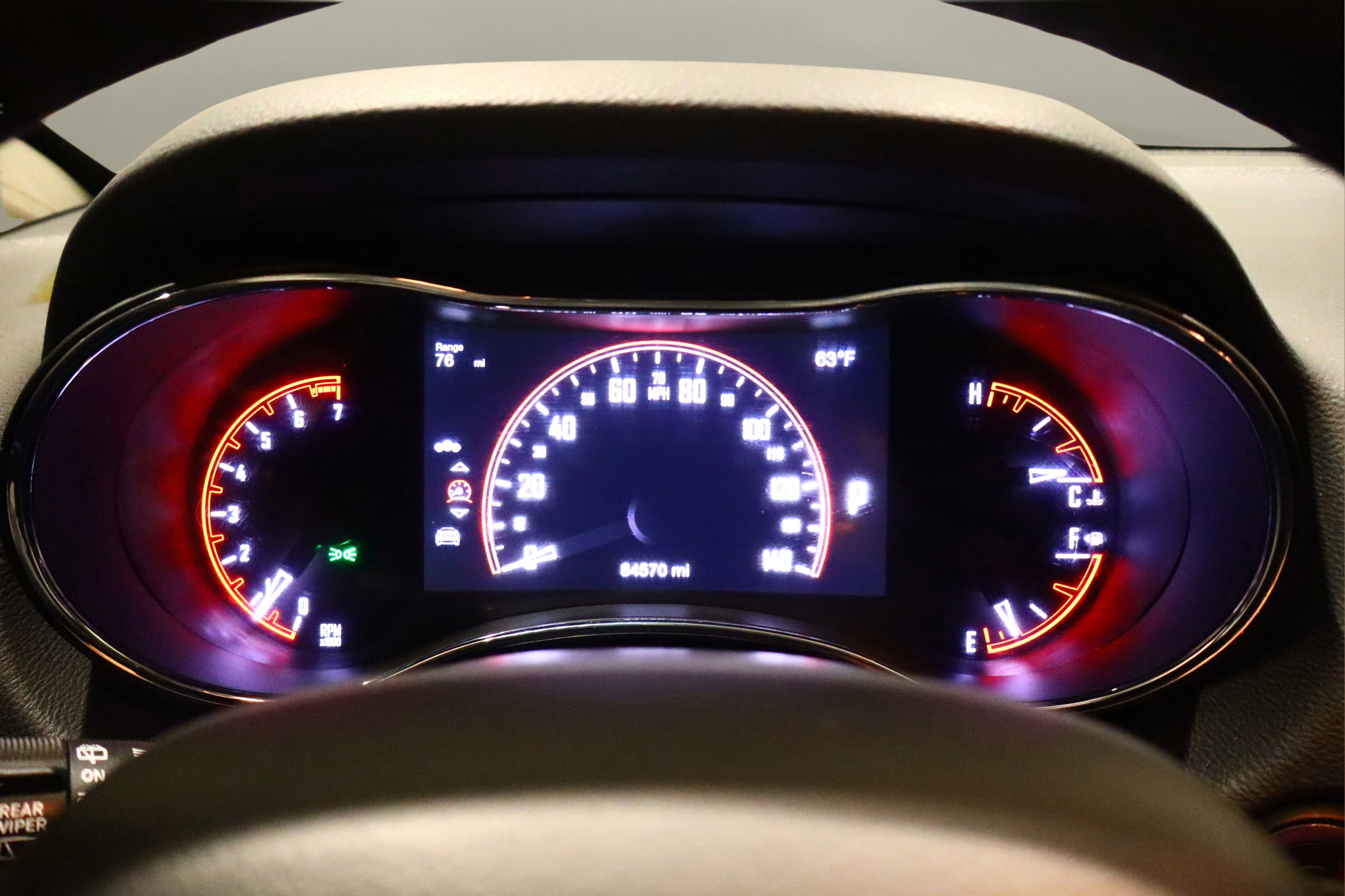 Used 2018 Dodge Durango SXT w/ 3rd Row Seating Group image 13