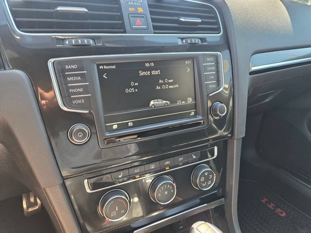 Used 2017 Volkswagen GTI SE FWD image 18