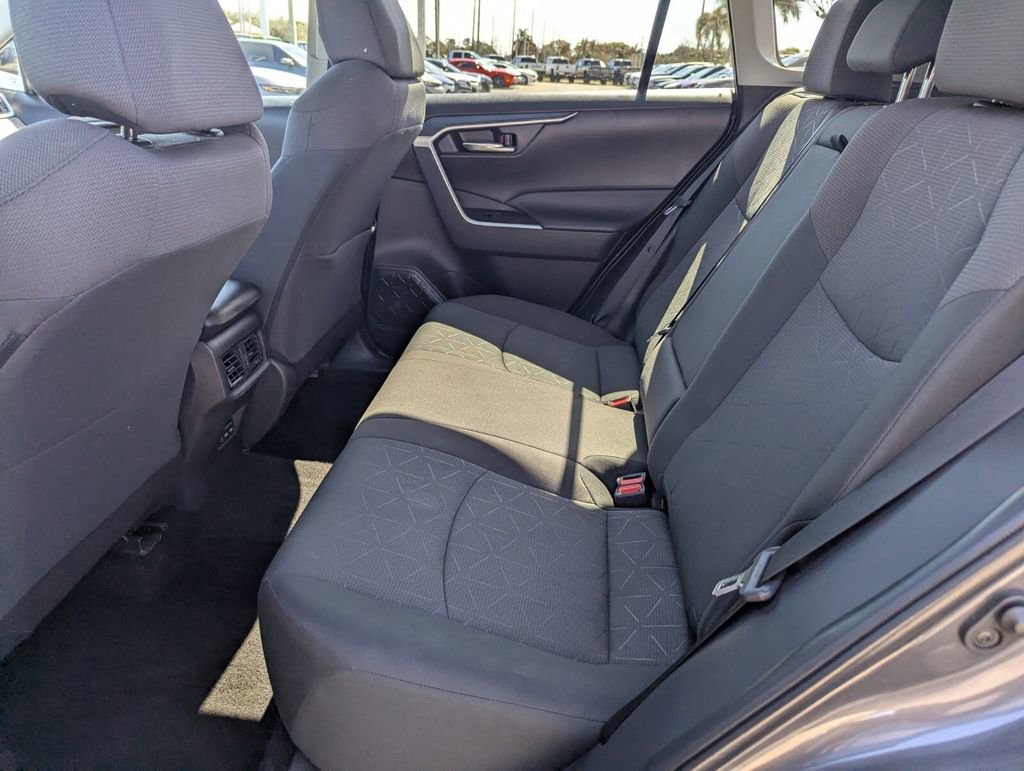 Used 2024 Toyota RAV4 XLE image 18