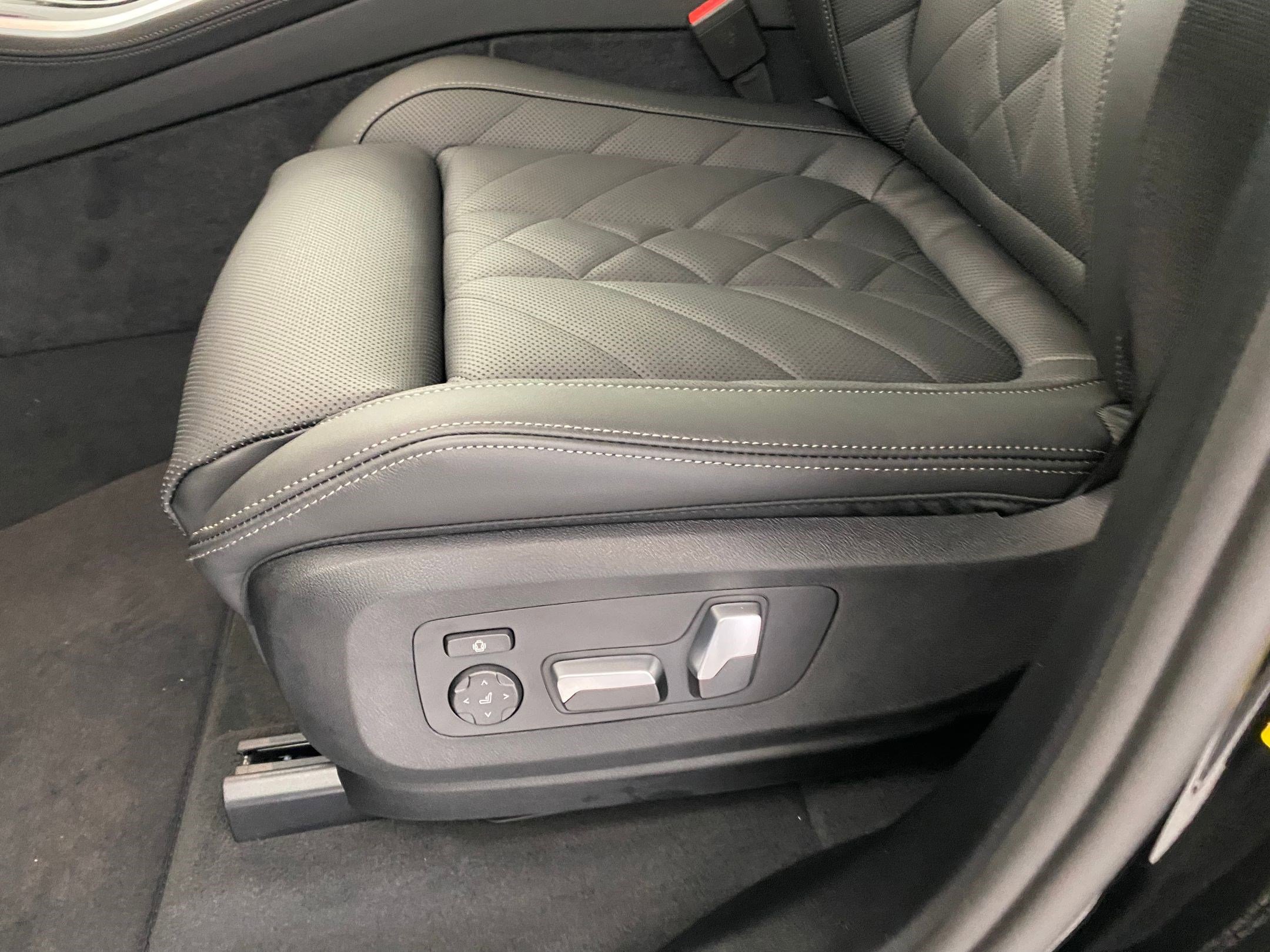 New 2026 BMW X5 xDrive50e w/ M Sport Package image 13