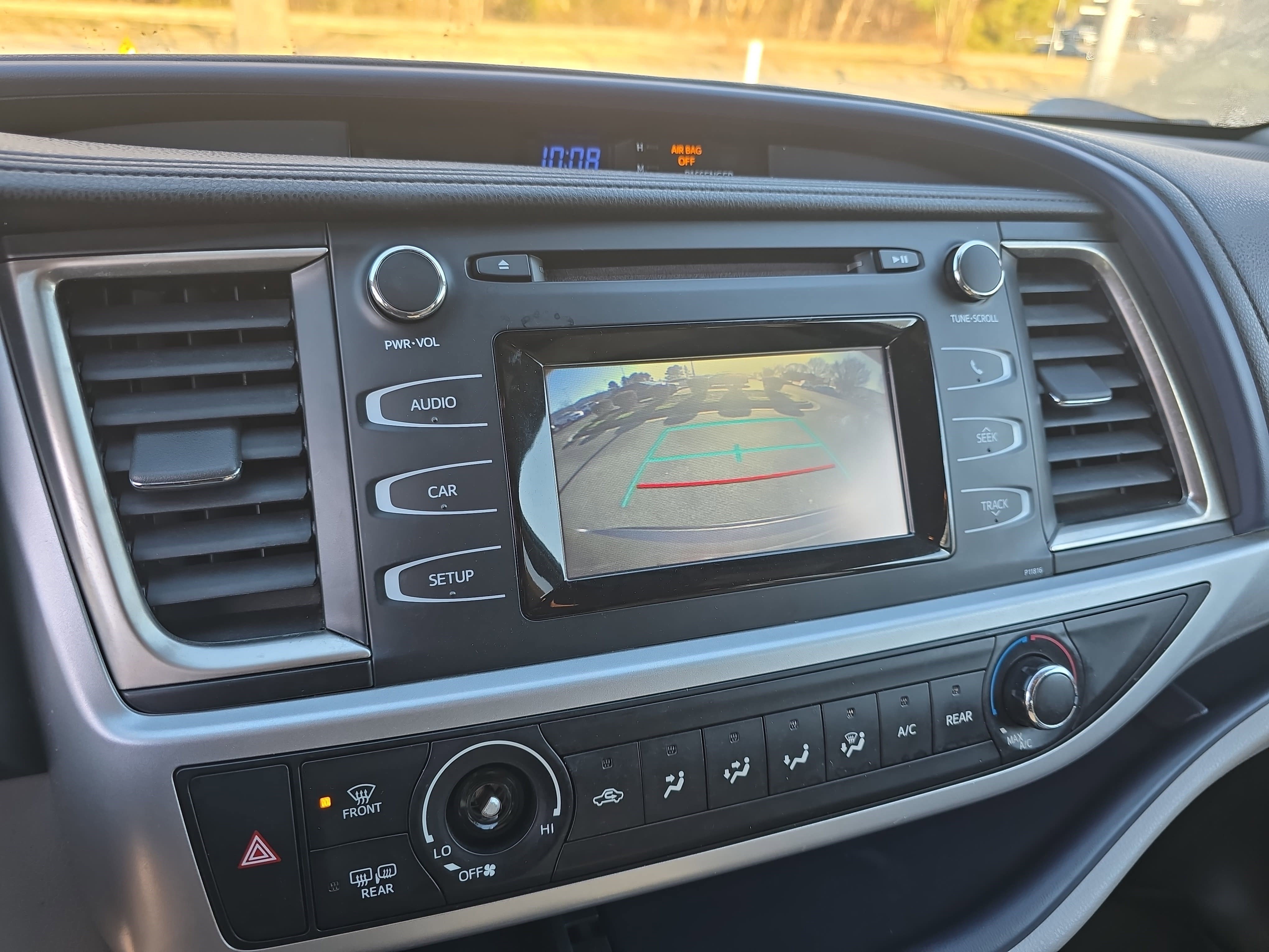 Used 2019 Toyota Highlander LE image 20