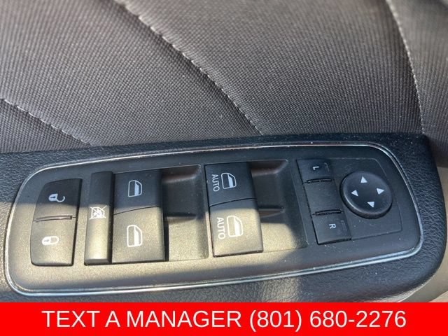 Used 2022 Dodge Charger SXT w/ Cold Weather Package AWD/4WD image 14