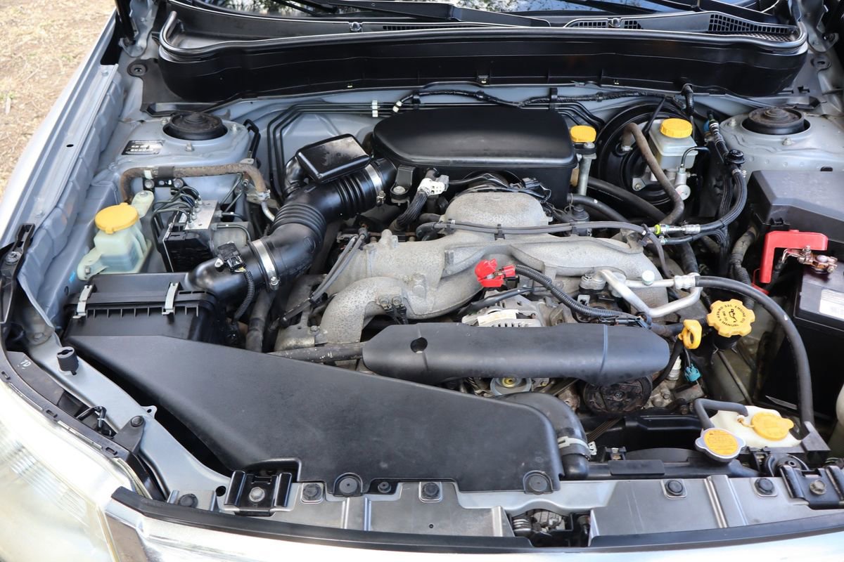 Used 2010 Subaru Forester 2.5X Premium AWD/4WD image 38