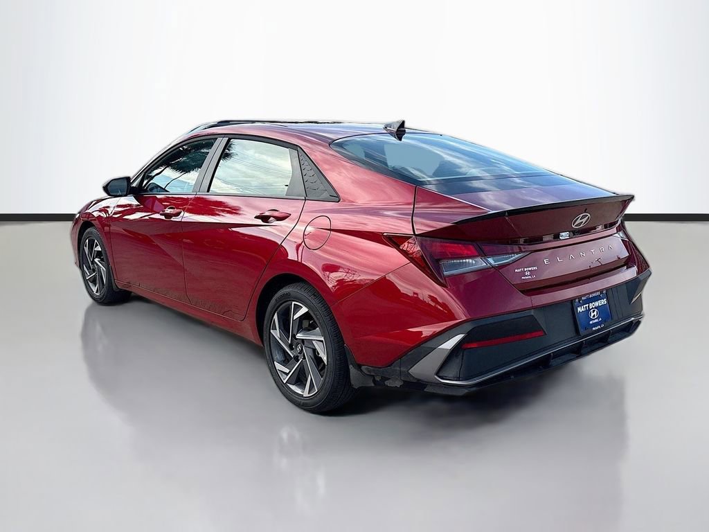 Certified 2025 Hyundai Elantra Sport image 6