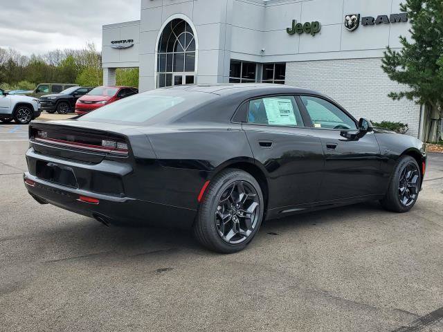 New 2026 Dodge Charger R/T w/ Blacktop Package AWD/4WD image 3