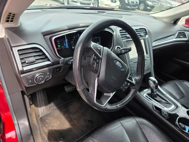 Used 2013 Ford Fusion Titanium w/ Titanium Driver Assist Pkg FWD image 13