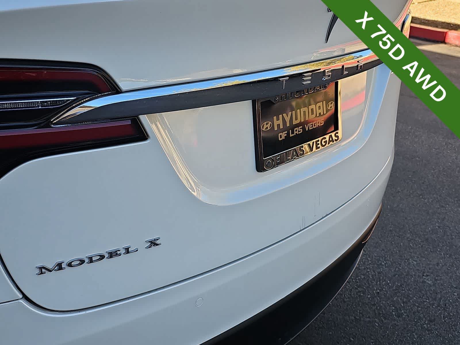 Used 2018 Tesla Model X 75D AWD/4WD image 11