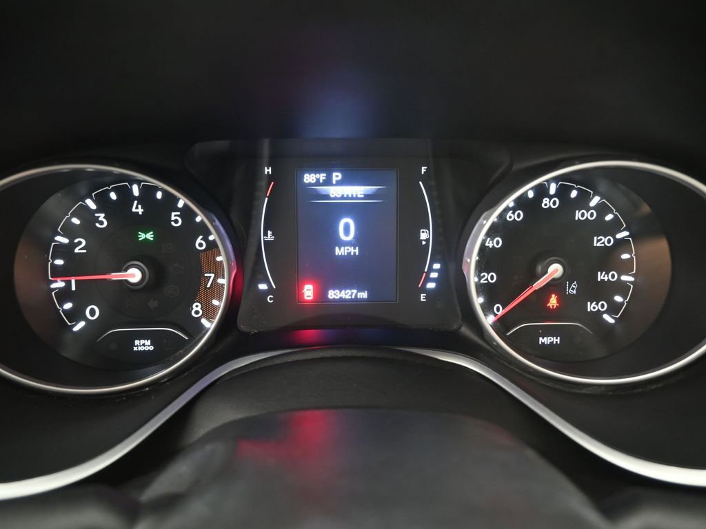 Used 2020 Jeep Compass Latitude image 32