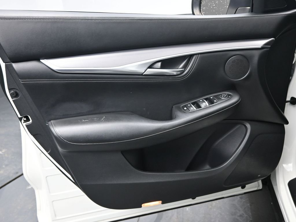 Used 2022 INFINITI QX55 Luxe w/ Cargo Package image 25