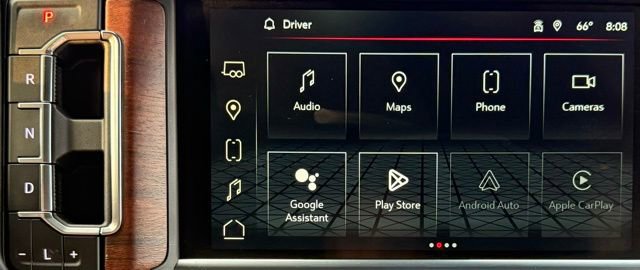 Used 2022 GMC Yukon Denali w/ Denali Premium Package image 39