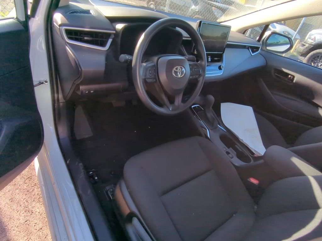 Used 2026 Toyota Corolla LE FWD image 7