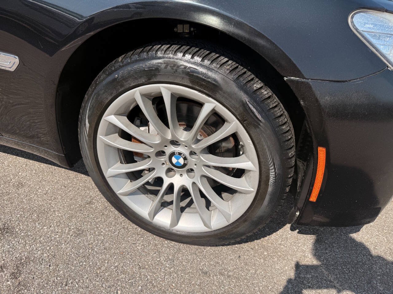Used 2014 BMW 740Li xDrive w/ Executive Package AWD/4WD image 11