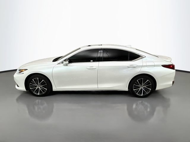 Used 2025 Lexus ES 300h w/ Premium Package FWD image 4